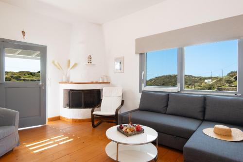 Platis Gialos House | Mavroudis House Sifnos