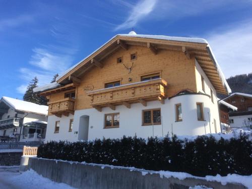 Bramberg am Wildkogel Apartment | May-Haus