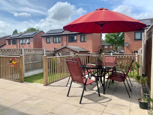 Broadheath Apartment | Maya Boutique Inn - Garden