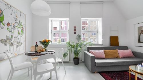 Old Town Apartment | Maya's Flats & Resorts 37 - Piwna