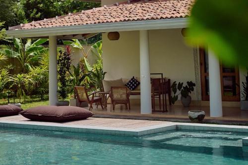 Ahangama Hotel | Mayava Villa