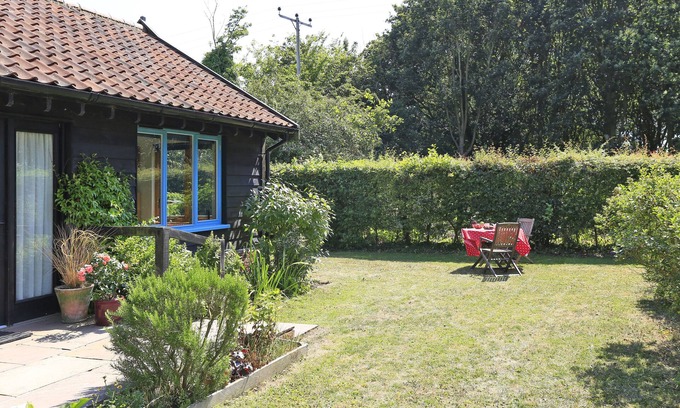 Beccles House | Meadow Cabin - One Bedroom House, Sleeps 2