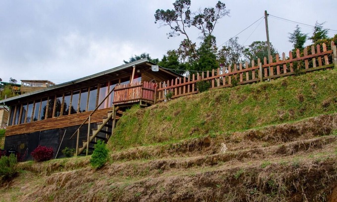 Medellin Cabin | Medellín Nature Cabin. Great location in Santa Elena, close by Parque Arvi