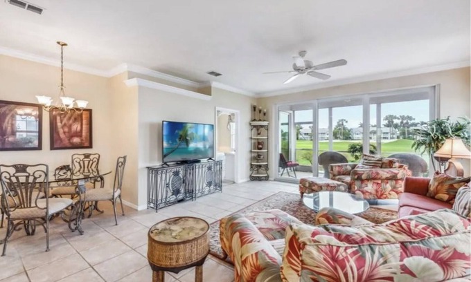Naples Condo | Medical Teams Traveling Nurses NCH BakerThe Strand 2 bed 2 bath condo 1st floor