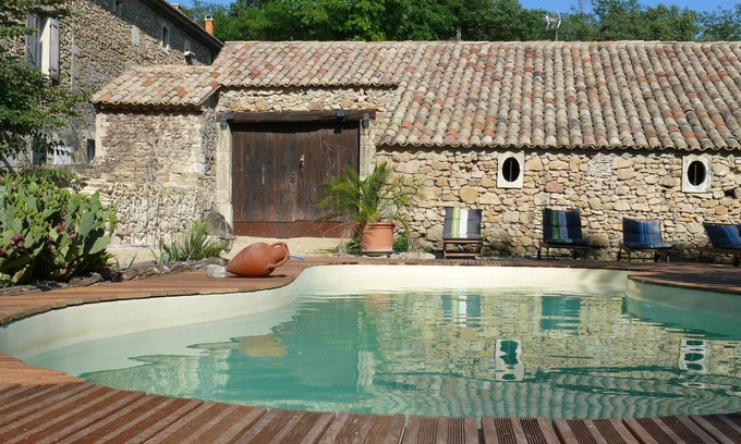 Bollene Cottage | medieval cottage "Pastourelle" Mas in the XVIII