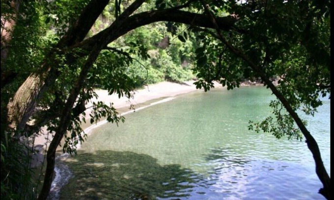 St. John House | Megan's Bay Cottages-Main House (Secluded beach)