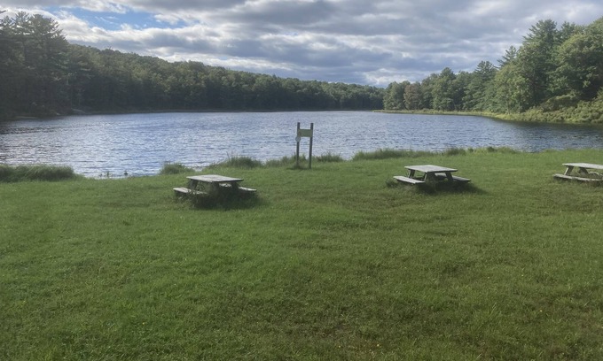 Monticello House | Melody Lake Retreat near Resorts World Catskills (Hunters are welcome!)
