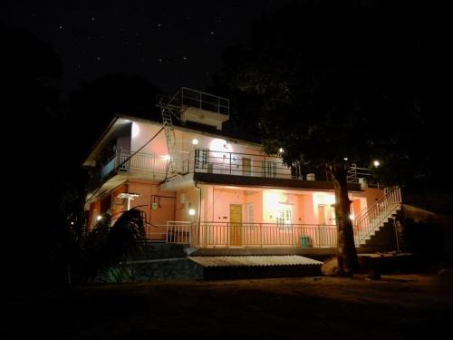 Chithirapuram House | Memmsta Drizzle Valley Cottage - Munnar