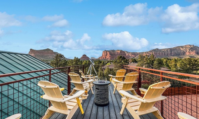 Oak Creek House | Memories! Pool/SpaRoom/Games/Classes/Family 5 Star Stay Lux Log Estate 1.6 Acres