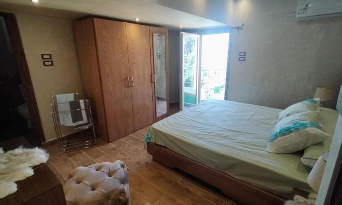 Al-Muntazah Apartment | Mena