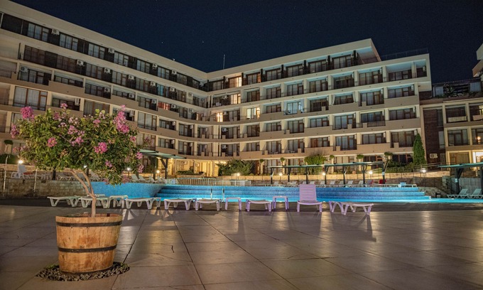 Yurta Apartment | MENADA * LUXOR * Classic Studio with pool view