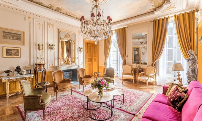 3rd Arrondissement Apartment | Merveil - Signature Suite - Marais - Braque