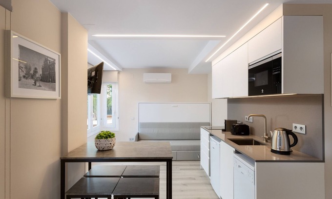 Vilassar de Mar Apartment | Mestral - Aparthotel with Swimming Pool