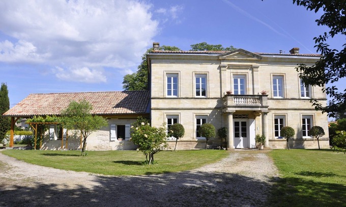 Pessac Cottage | Meublé de tourisme * near Bordeaux ideal for families