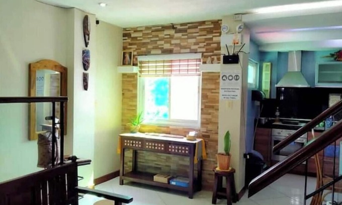 San Juan Apartment | MH Dayaw Room in Urbiztondo, San Juan, LU