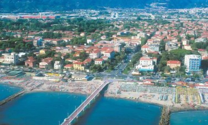 Capanne-Prato-Cinquale Apartment | Mia by Interhome