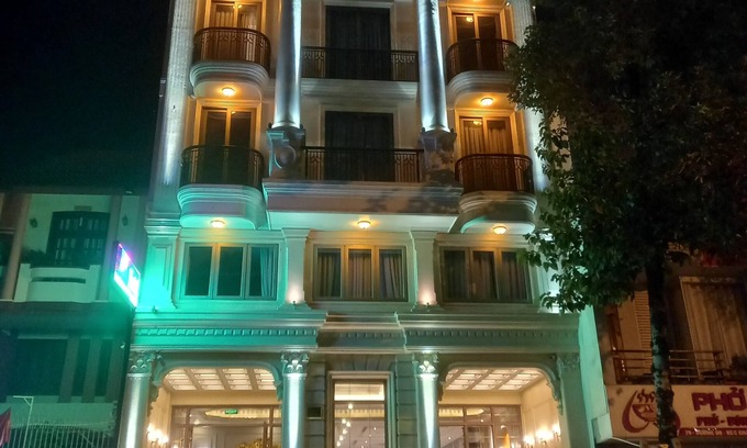 Thu Dau Mot Hotel | Mia Hotel (Feliz Hotel Binh Duong)