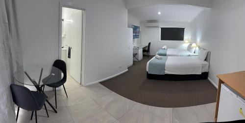 Yoogali Hotel | Mia Motel