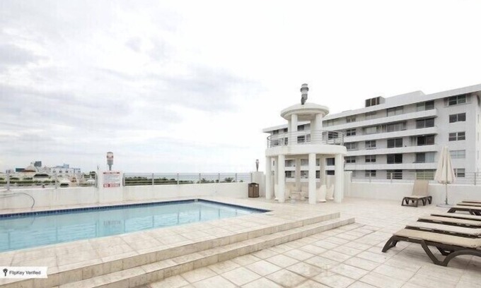 South Pointe Condo | Miami Beach Luxury Condo Across from Beach (401)