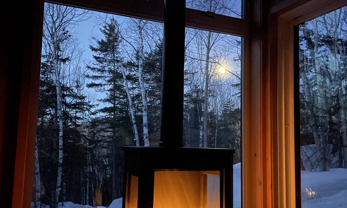 Baie-St-Paul Ski Chalet | Microcabin dens in the Charlevoix forest