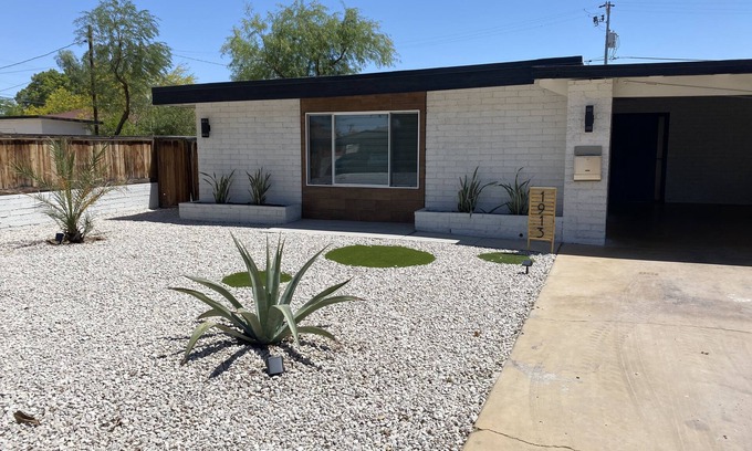 Yuma Apartment | Mid-Century Glam Studio