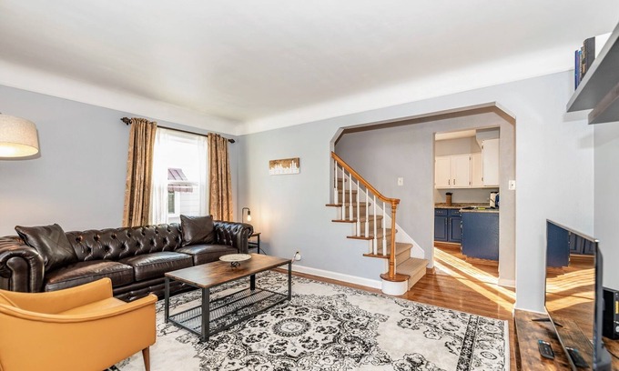 Drayton Plains House | Mid Century Modern Royal Oak House with Game Room