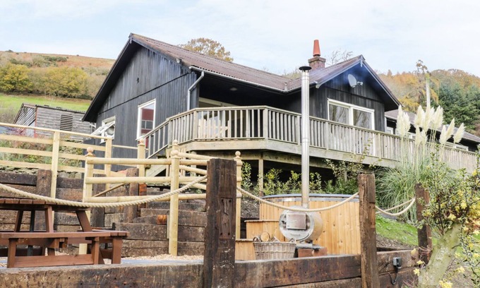 Tirabad Cottage | Middle Hivron