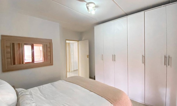 Greater Johannesburg Metropolitan Area Apartment | Midrand Air B and B Apartment