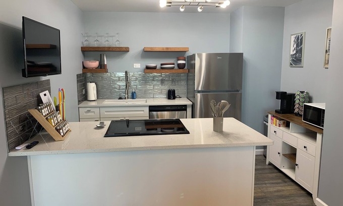 Downtown Omaha Apartment | Midtown Condo with patio
