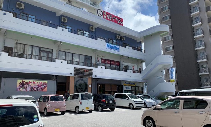 Chatan Apartment | MihaMac