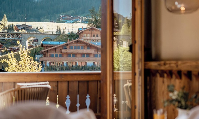 Zweisimmen Nr Gstaad Hotel | Miiro The Mansard