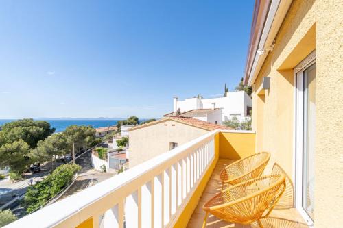 Almadraba-Canyelles House | Milenial Immo Almadrava Roses Beach House