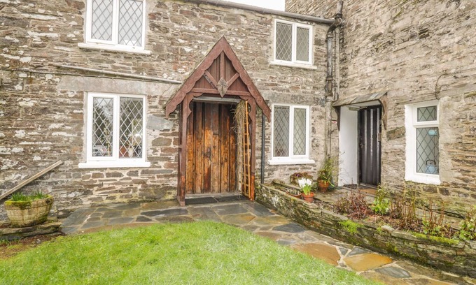 Tintagel Cottage | MILL COTTAGE, family friendly, character holiday cottage in Tintagel