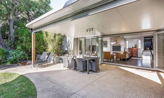 Quindalup House | Mimosa Stylish Beachside Retreat in Dunsborough