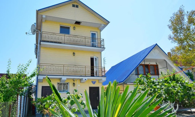 Verkhne-Imeretinskaya Bukhta House | Mimoza Guest House