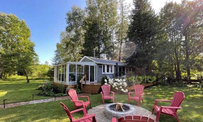 Minden Hills Cabin | Minden Hills Riverfront Cottage