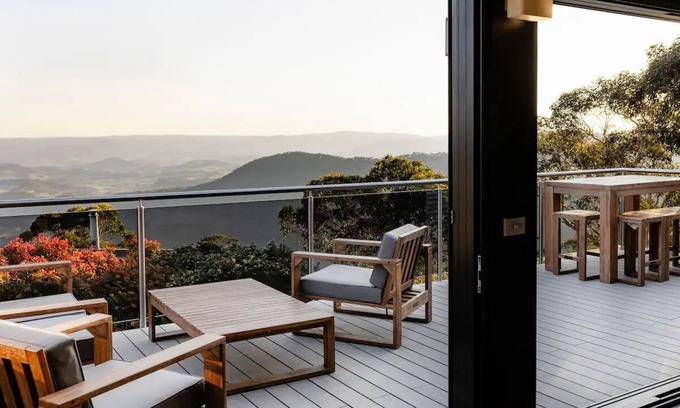 Mount Victoria House | Mingary Mt Victoria - Blue MountainsnWith amazing views of the Kanimbla Valley