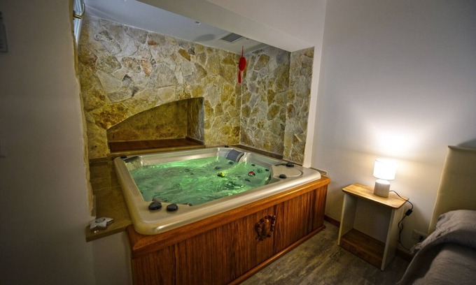 Francavilla Fontana House | Mini Piscina in Camera
