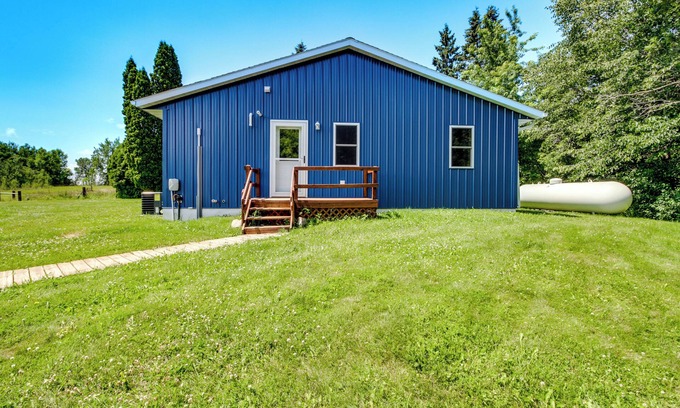 Polk County Cottage | Minnesota Escape Near Snowmobiling & Fishing!