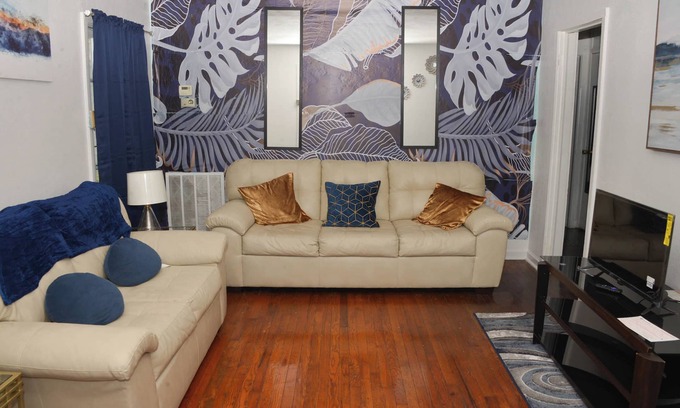 Columbus House | Mintz Retreat