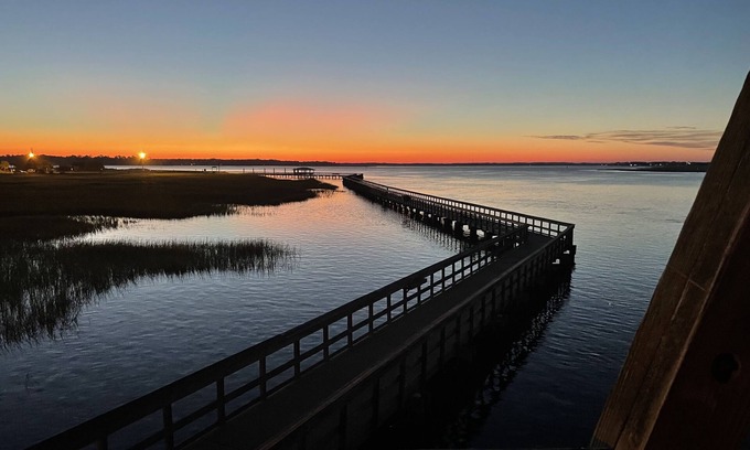 Beaufort Cottage | MINUTES AWAY FROM PARRIS ISLAND