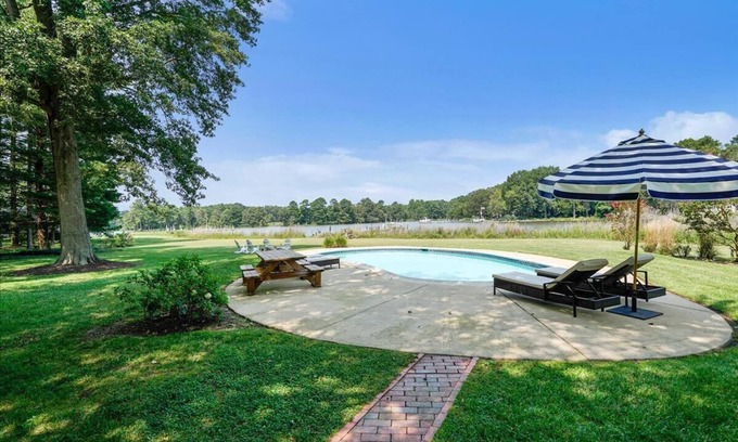 Unionville House | Minutes from Downtown Easton and St. Michaels | Pool | Private Dock