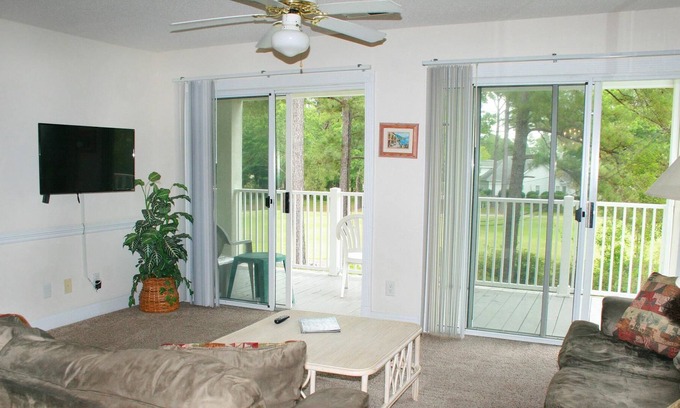 Calabash Villa | Minutes from Sunset Beach, North Myrtle Beach, and Myrtle Beach! (1005)