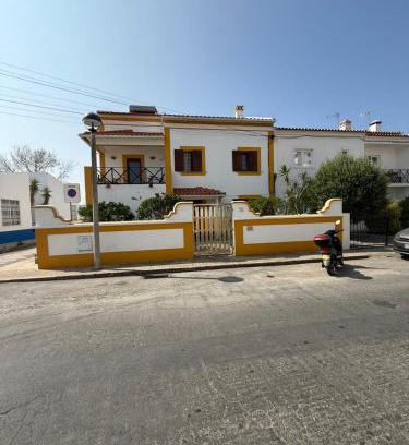Vila Nova de Milfontes House | MIRA VILA by Stay in Alentejo for HIKERS