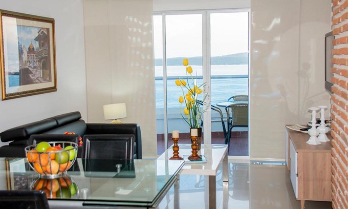 Cartagena Apartment | Mirador del Laguito 1201