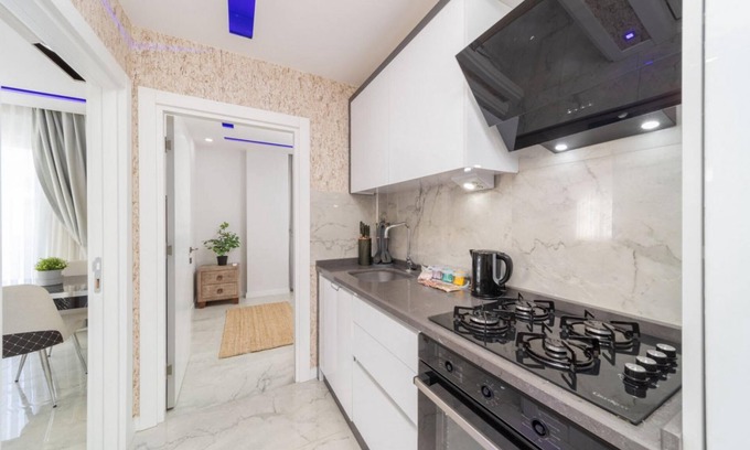 Antalya City Centre Apartment | Missafir Modern Flat near Beach in Antalya