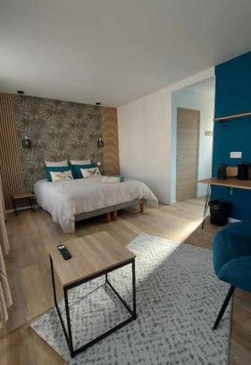 Nogent-le-Rotrou Apartment | Mister Hinster - studio tout confort centre ville Nogent-le-Rotrou - 1e étage