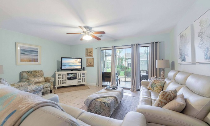 Miramar Beach House | Misty Cove #115 | Pet-Friendly | Pool | Free WiFi | Walk to Beach
