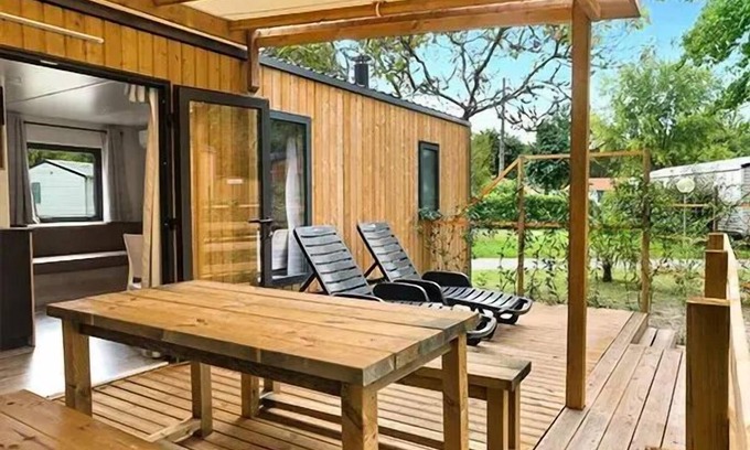 Torreilles House | Mobil-home | Ultimate | 2 Ch. | 4 pers. | Raised terrace | A/C | TV