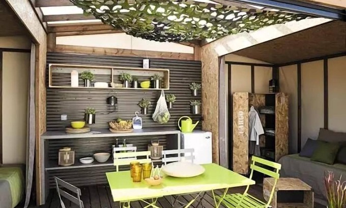 Ribes House | Mobil-toilé Maori from Wednesday to Wednesday in season 4 people